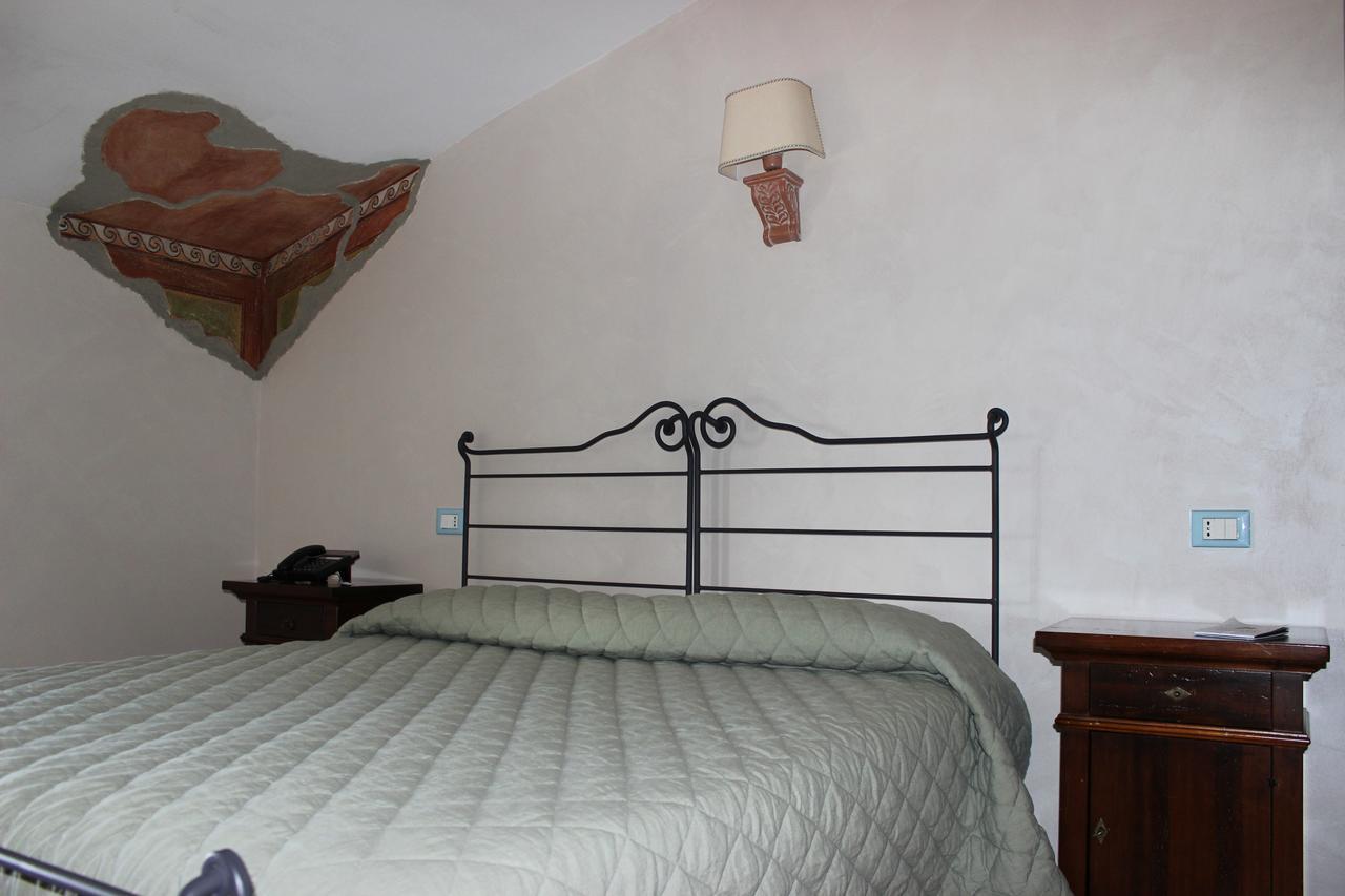 Villa Cosilinum Padula Bagian luar foto