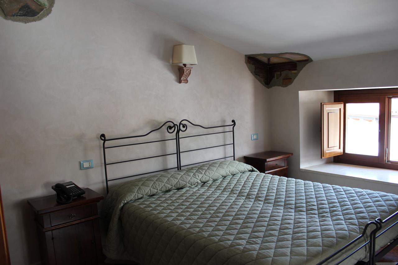 Villa Cosilinum Padula Bagian luar foto